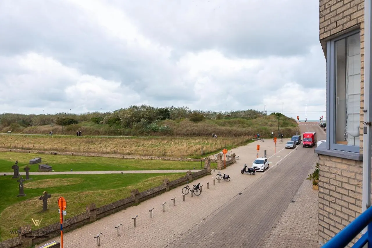 Apartment With A Beautiful View, Close To The Beach Belgium